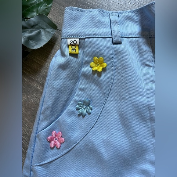 Vintage 70s 80s Flower Applique & Ribbon Embellished High Waisted Shorts. Size S - Picture 3 of 12